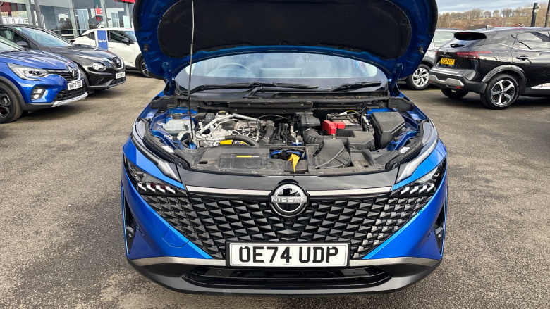 Nissan Qashqai 1.3 DiG-T MH N-Connecta 5dr Petrol Hatchback